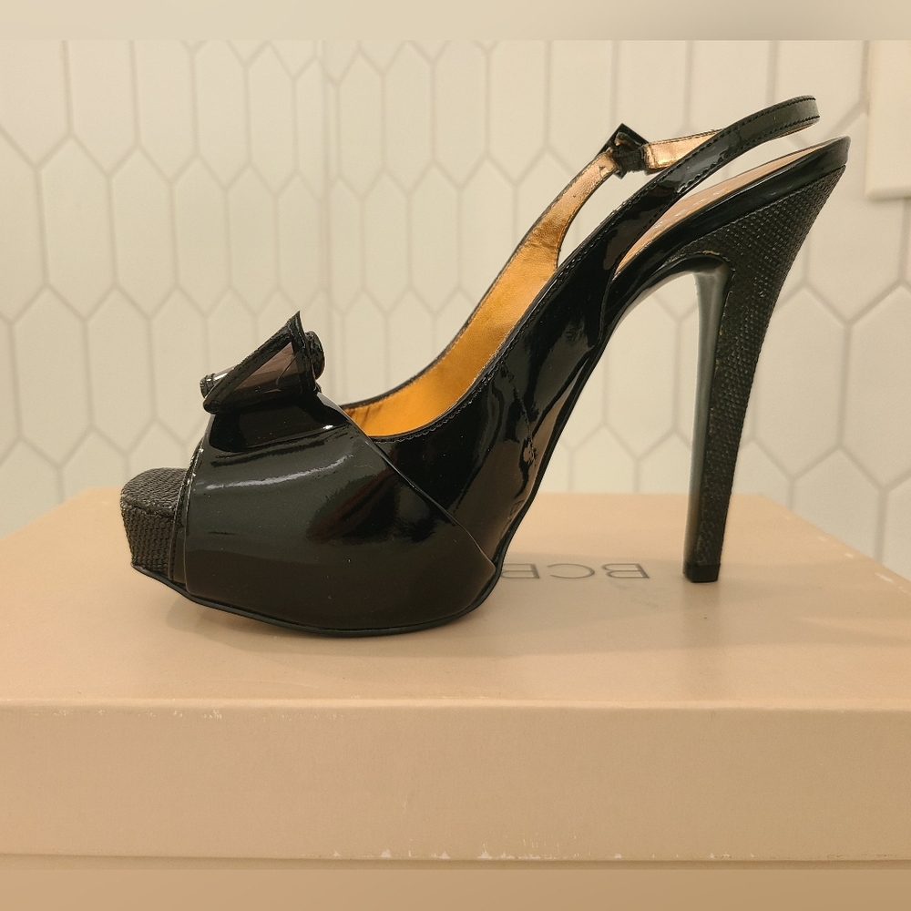 NIB BCBG Black Patent High Heels